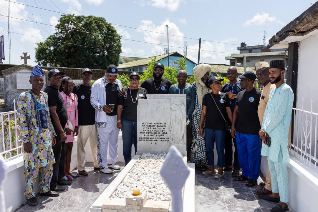 Image gallery marquee